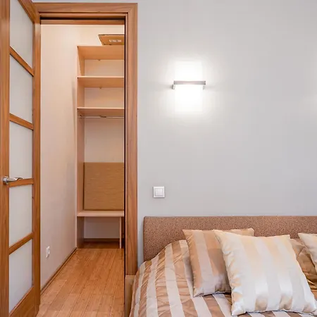Cozy 2-bedroom - 4