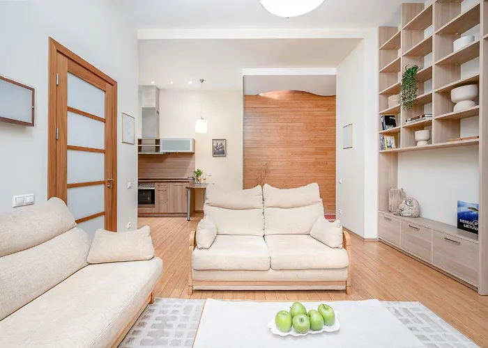 Cozy 2-bedroom - 4 Butas