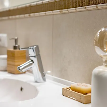 Cozy 2-bedroom - 4 Lägenhet *