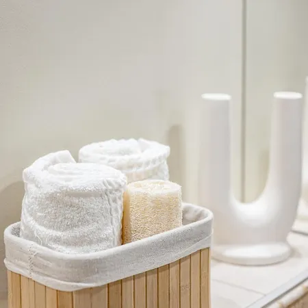 Cozy 2-bedroom - 4 *